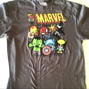 Marvel Super Heroes graphic tee shirt size large